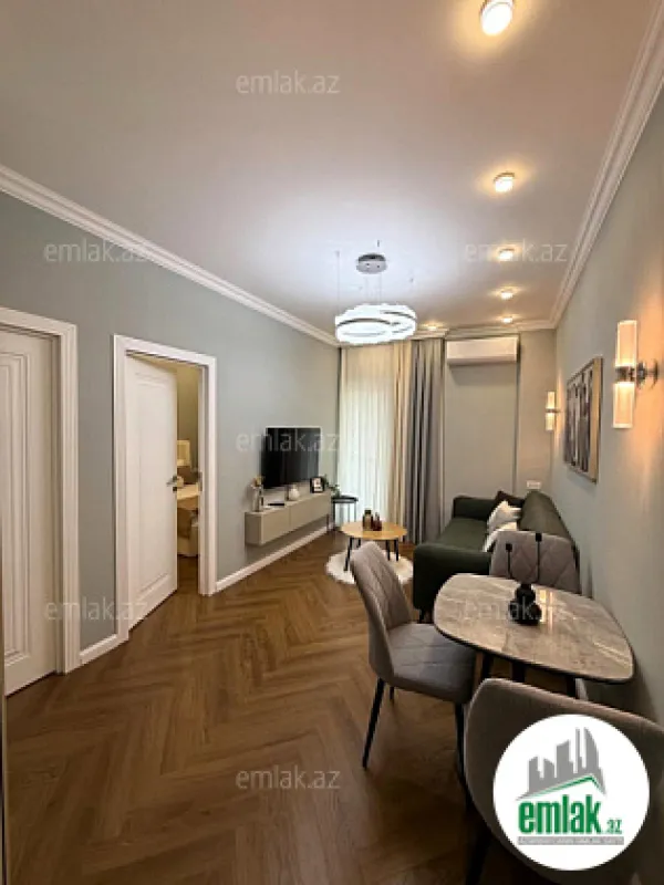 Satılır 2 otaqlı köhnə tikili 50 m²