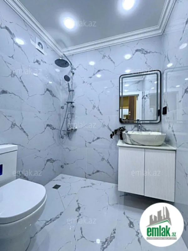 Satılır 2 otaqlı köhnə tikili 50 m²