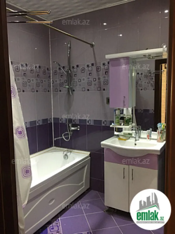 Satılır 3 otaqlı yeni tikili 140 m²