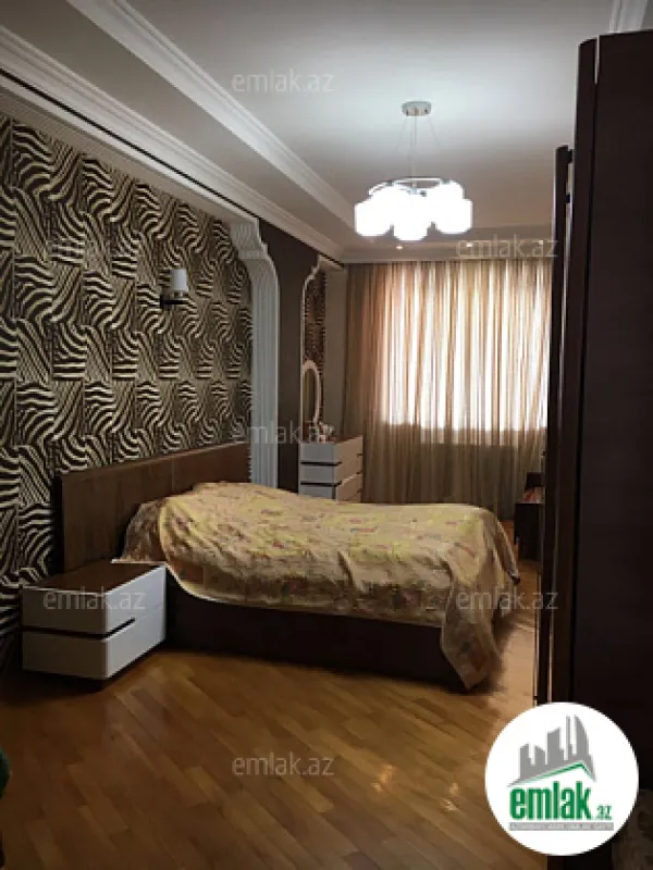 Satılır 3 otaqlı yeni tikili 140 m²