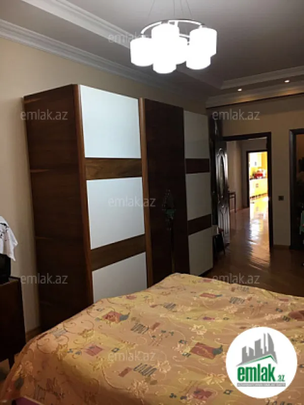 Satılır 3 otaqlı yeni tikili 140 m²