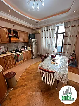 Satılır 3 otaqlı yeni tikili 169 m²