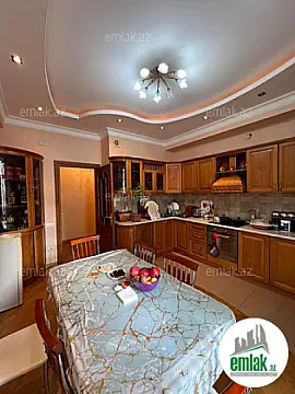 Satılır 3 otaqlı yeni tikili 169 m²