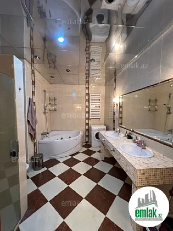 Satılır 3 otaqlı yeni tikili 169 m²