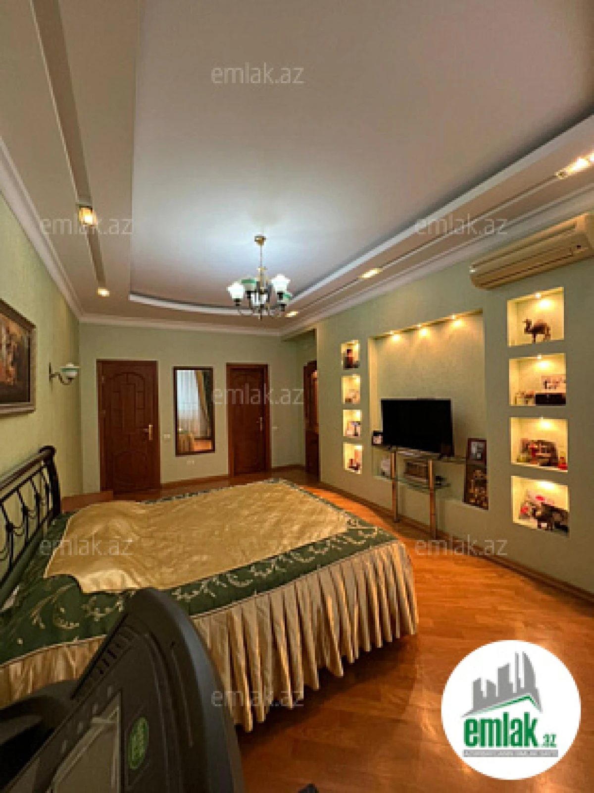 Satılır 3 otaqlı yeni tikili 169 m²