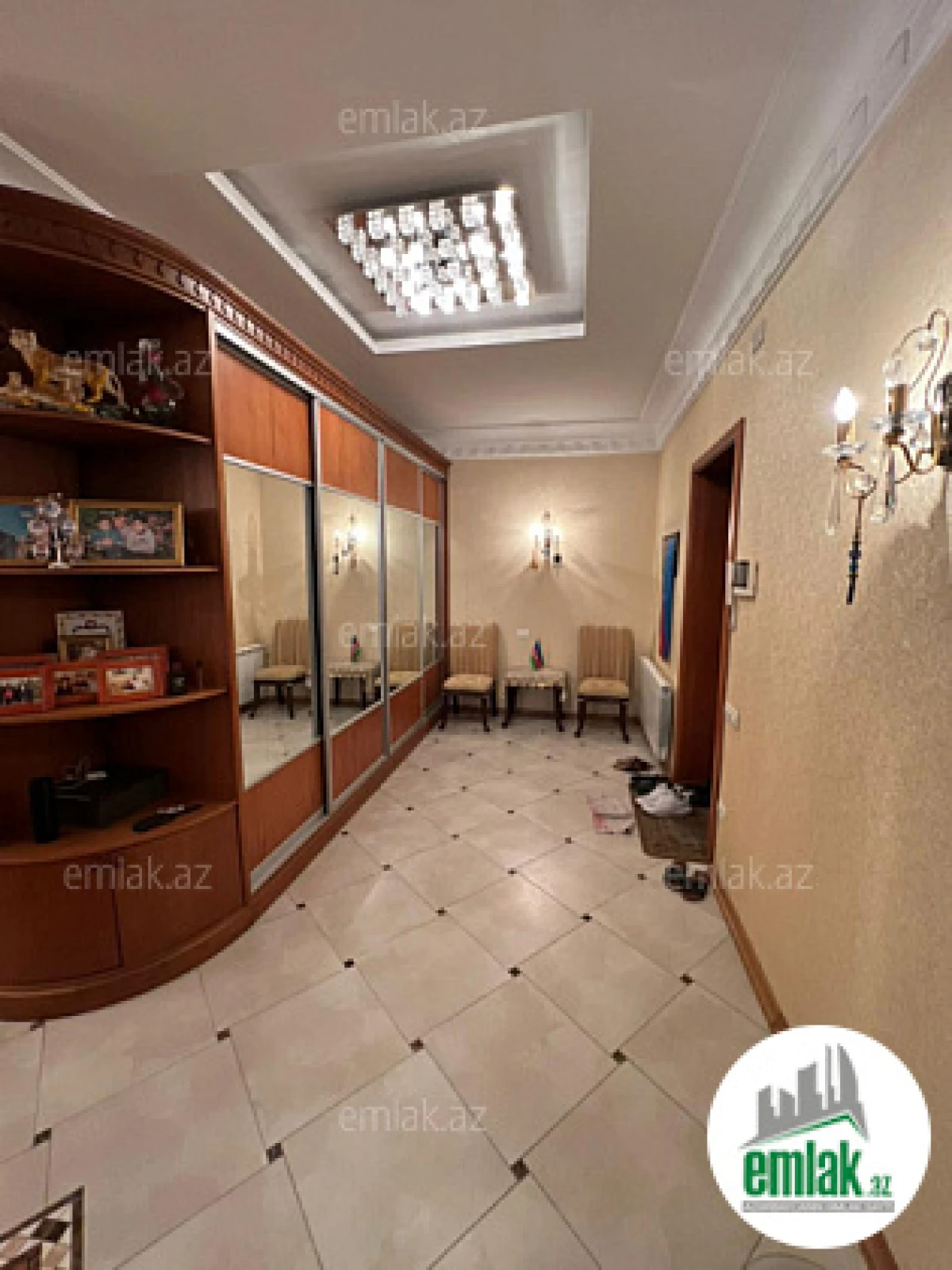 Satılır 3 otaqlı yeni tikili 169 m²