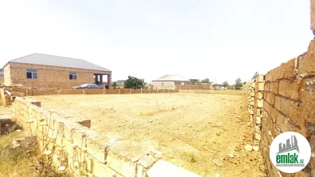 Satılır torpaq sahəsi 8 m²