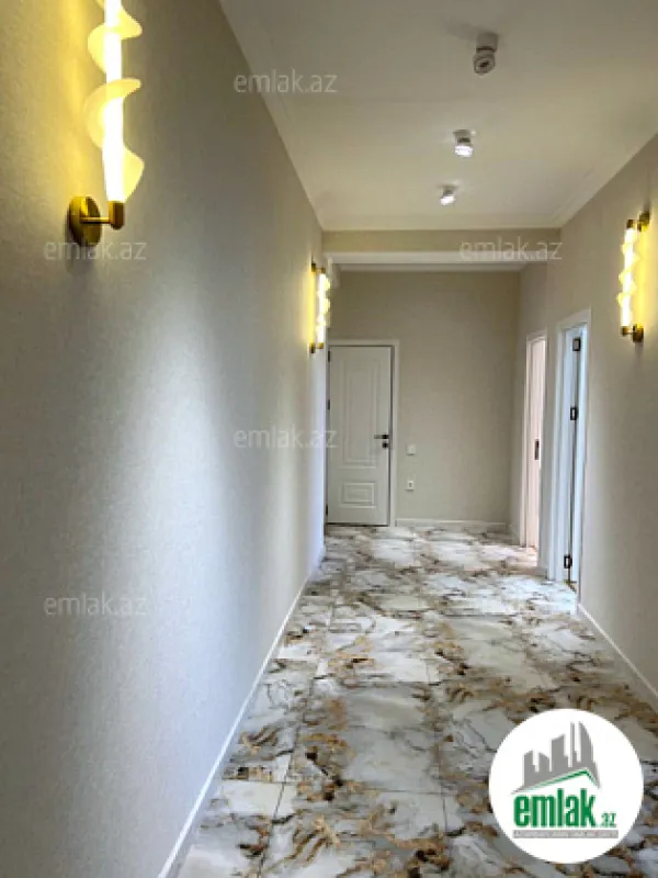 Satılır 3 otaqlı köhnə tikili 105 m²