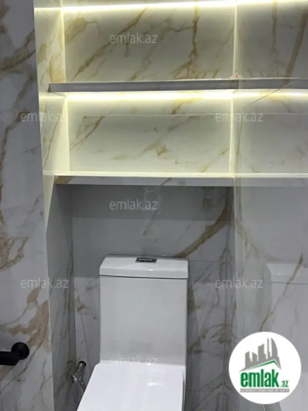 Satılır 3 otaqlı köhnə tikili 105 m²