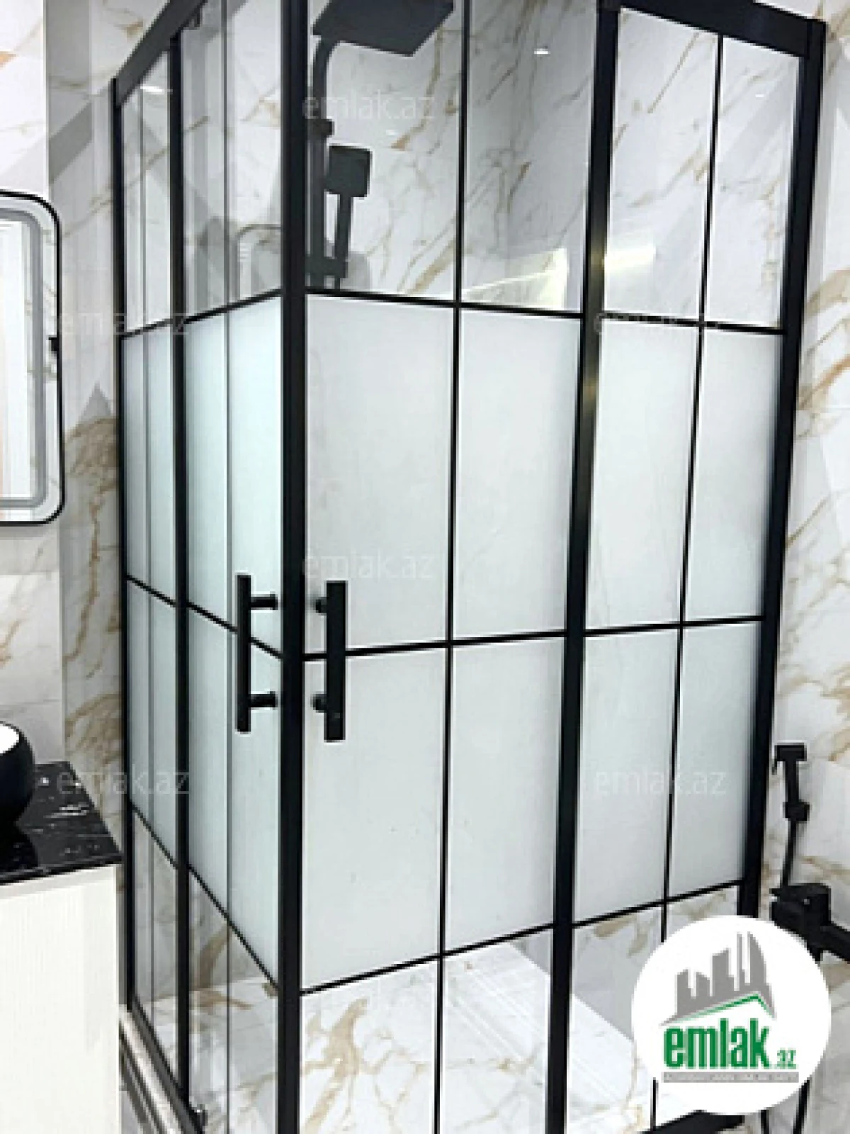 Satılır 3 otaqlı köhnə tikili 105 m²