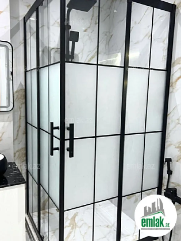 Satılır 3 otaqlı köhnə tikili 105 m²