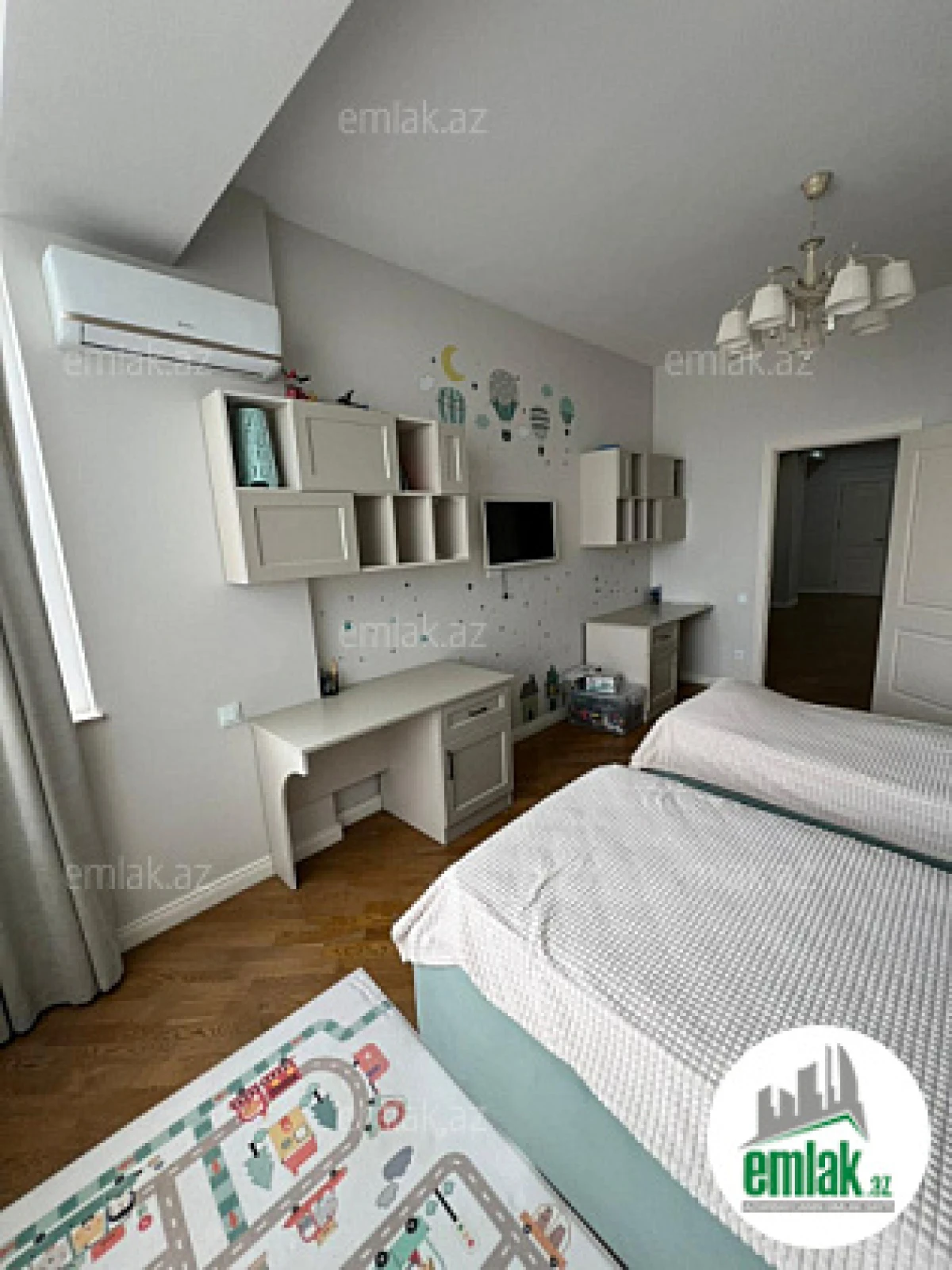 Satılır 3 otaqlı yeni tikili 141 m²