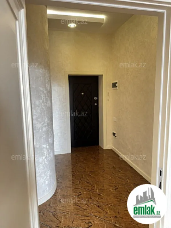 Satılır 3 otaqlı yeni tikili 100 m²