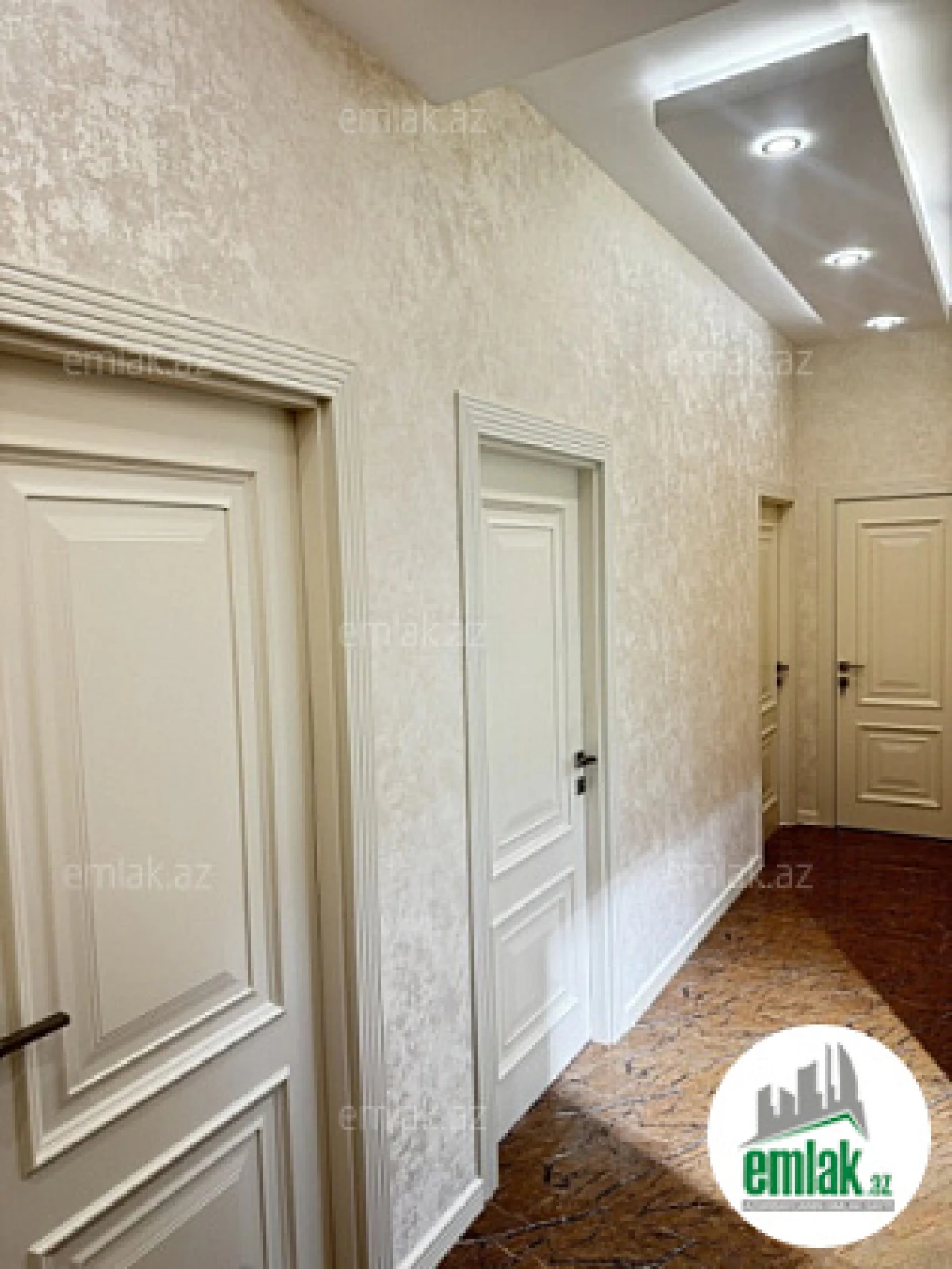 Satılır 3 otaqlı yeni tikili 100 m²