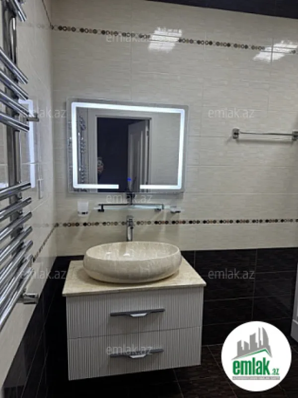 Satılır 3 otaqlı yeni tikili 100 m²