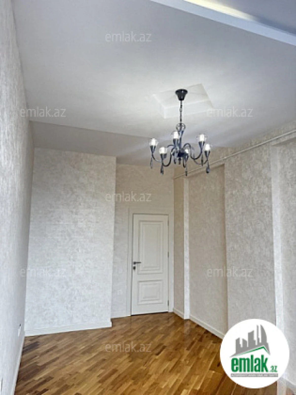 Satılır 3 otaqlı yeni tikili 100 m²