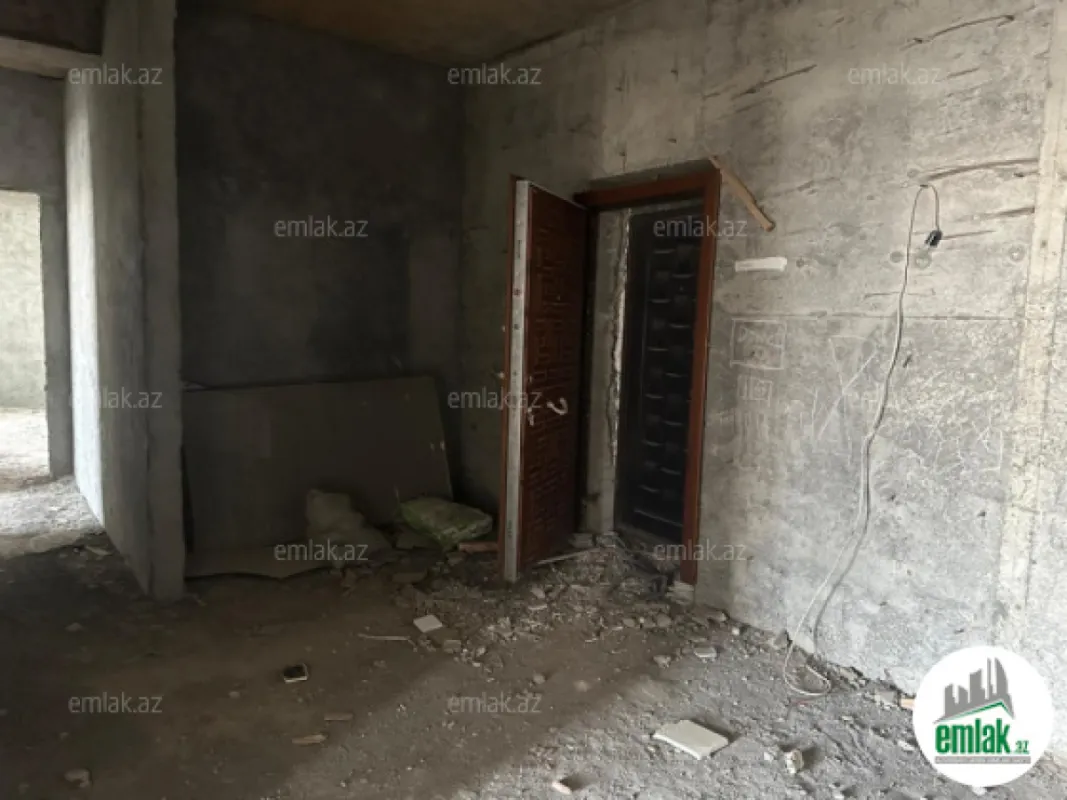 Satılır 3 otaqlı yeni tikili 133 m²