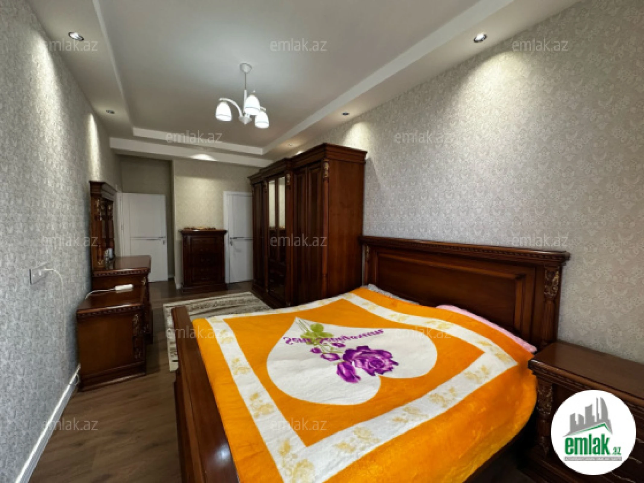 Satılır 4 otaqlı yeni tikili 192 m²