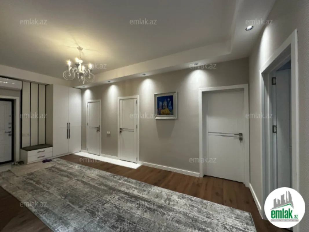 Satılır 4 otaqlı yeni tikili 192 m²