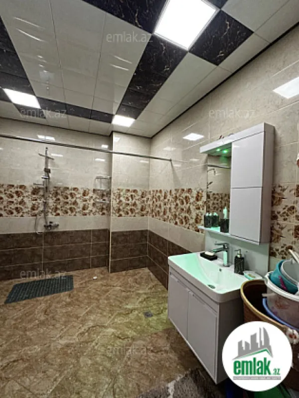 Satılır 4 otaqlı yeni tikili 192 m²