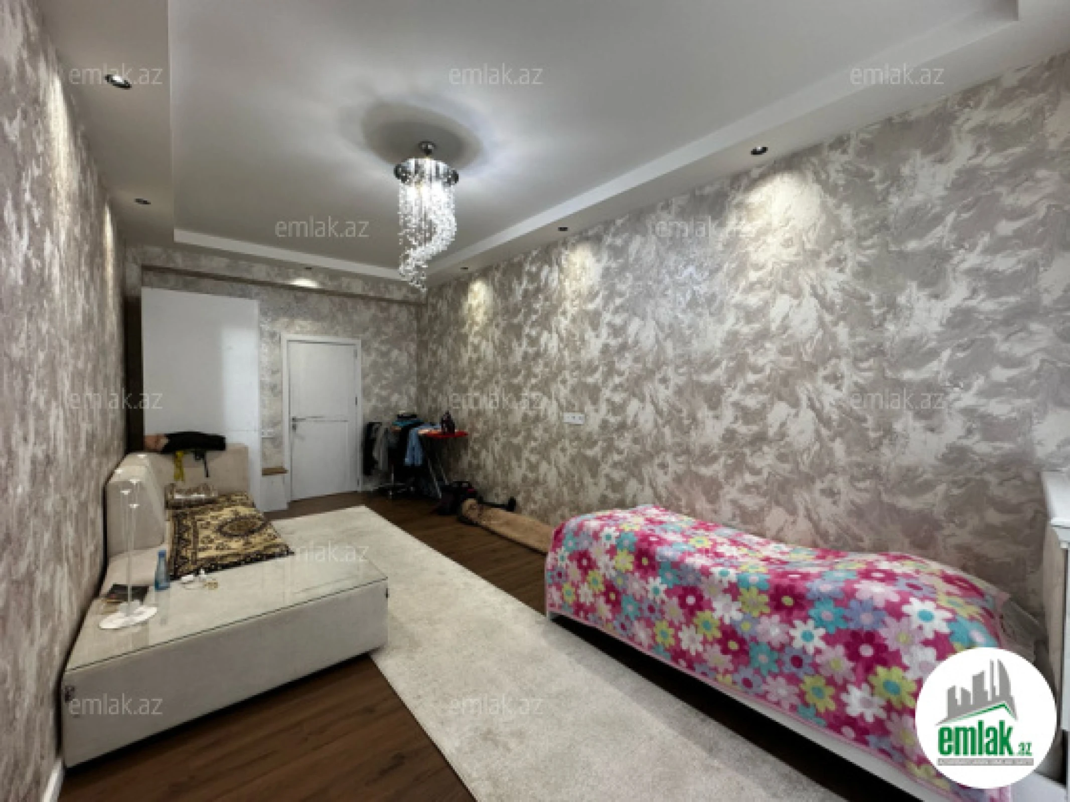 Satılır 4 otaqlı yeni tikili 192 m²