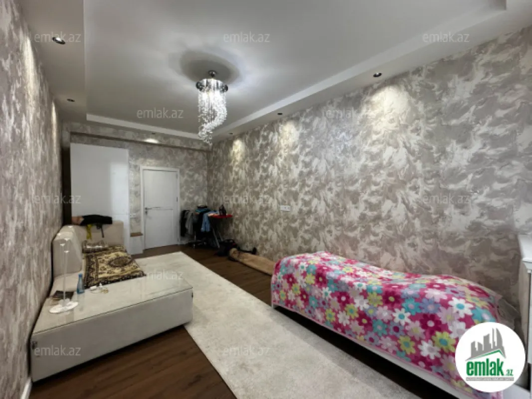 Satılır 4 otaqlı yeni tikili 192 m²