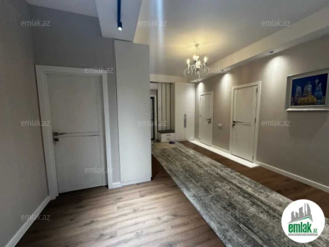 Satılır 4 otaqlı yeni tikili 192 m²