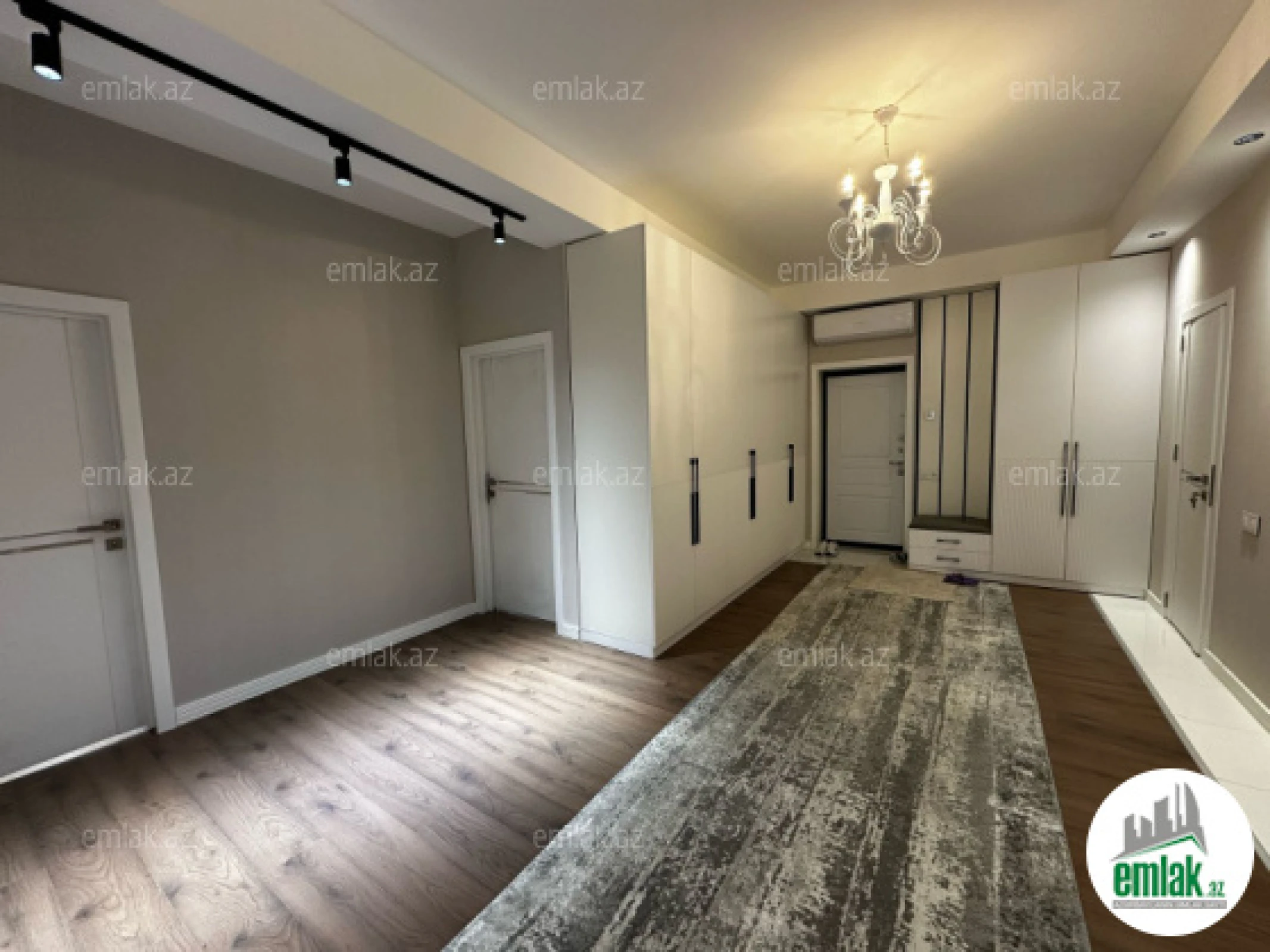 Satılır 4 otaqlı yeni tikili 192 m²