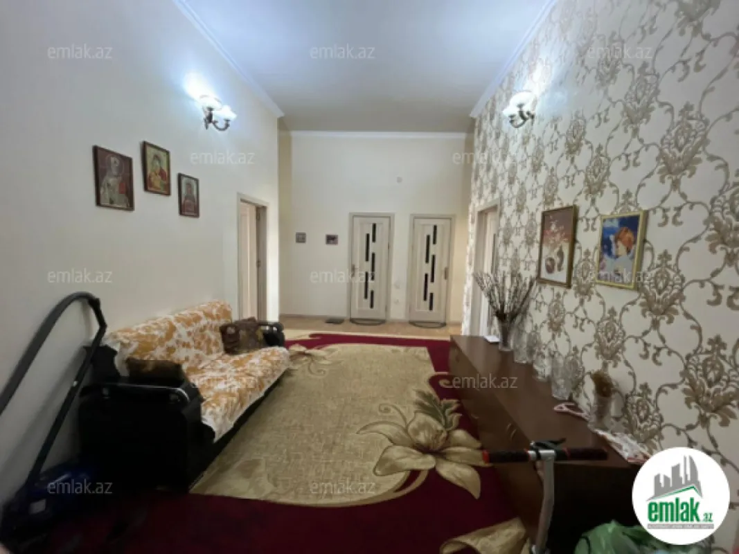 Satılır 3 otaqlı yeni tikili 135 m²