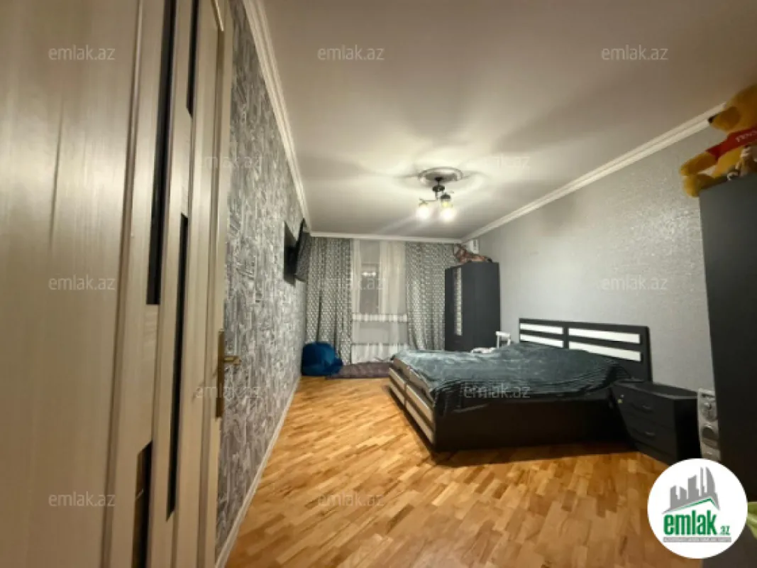 Satılır 3 otaqlı yeni tikili 135 m²