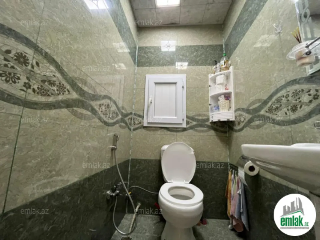 Satılır 3 otaqlı yeni tikili 135 m²