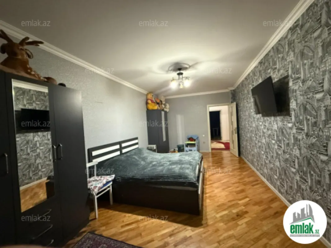 Satılır 3 otaqlı yeni tikili 135 m²