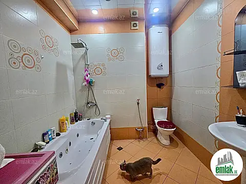 Satılır 3 otaqlı yeni tikili 132 m²