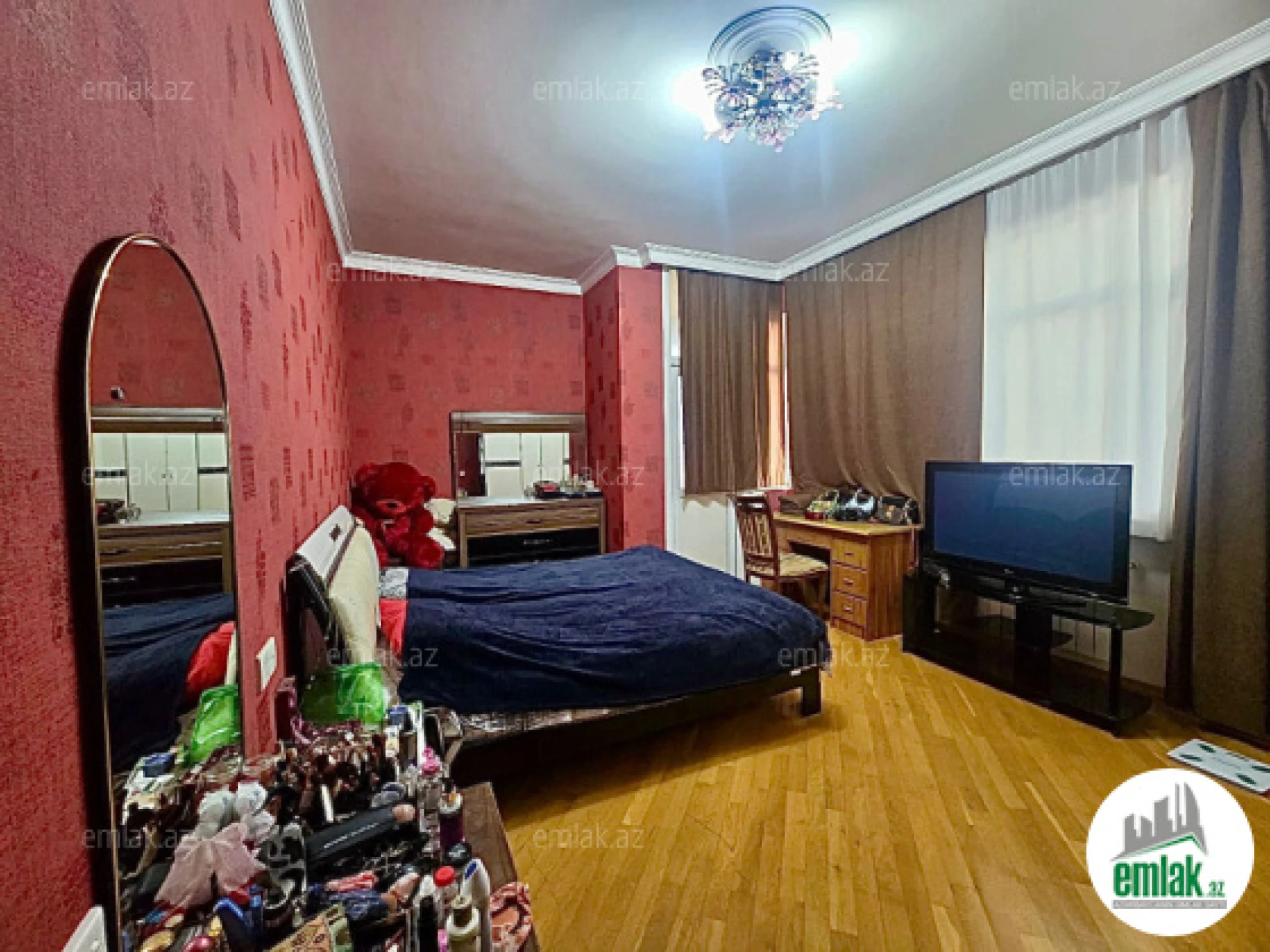 Satılır 3 otaqlı yeni tikili 132 m²