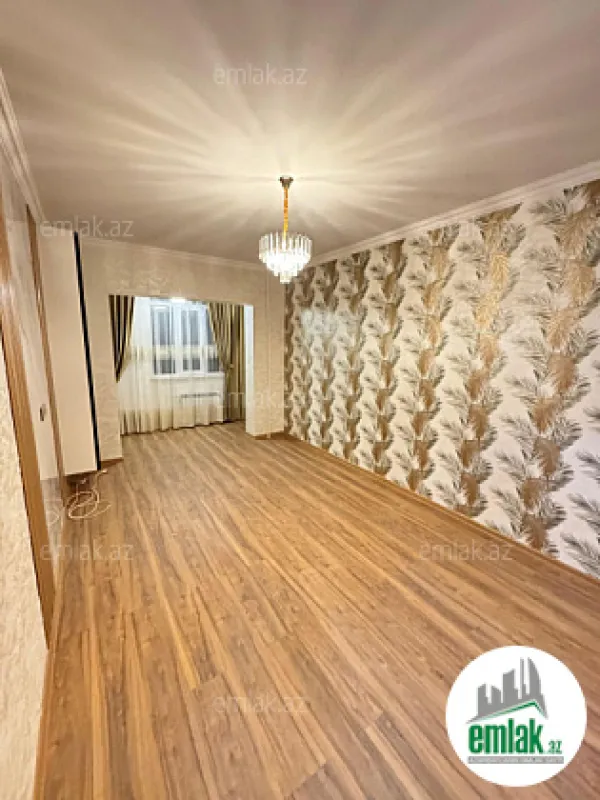Satılır 3 otaqlı köhnə tikili 100 m²