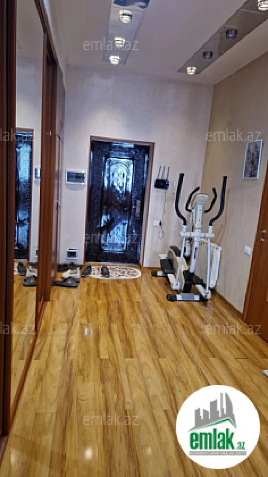 Satılır 2 otaqlı yeni tikili 60 m²