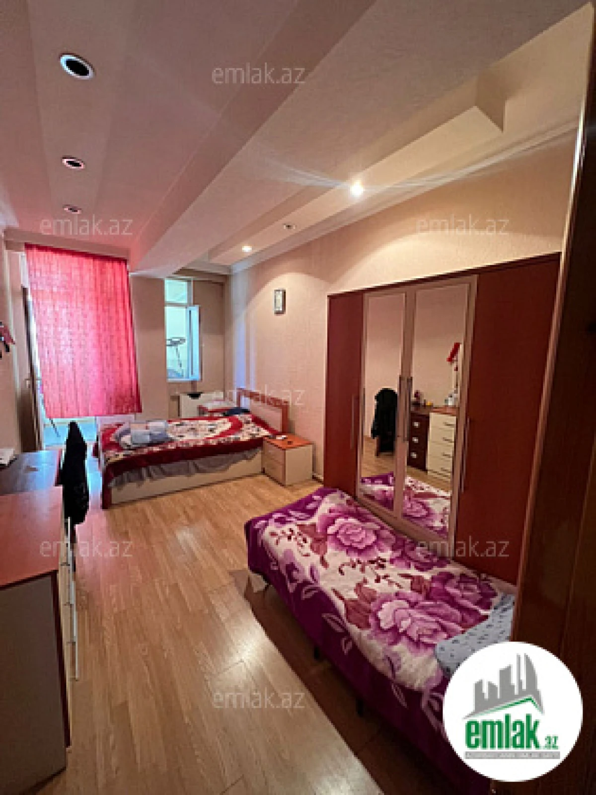 Satılır 2 otaqlı yeni tikili 74 m²