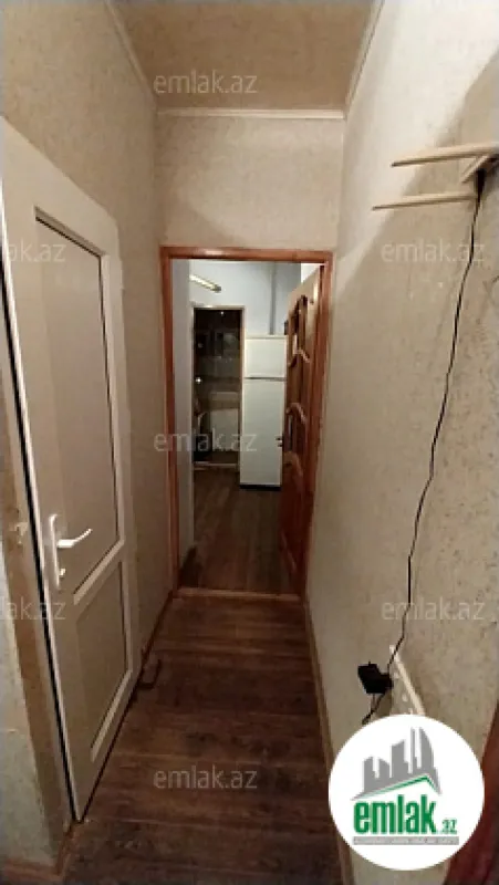 Satılır 1 otaqlı köhnə tikili 37 m²