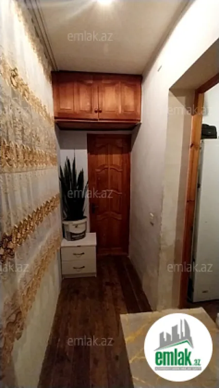 Satılır 1 otaqlı köhnə tikili 37 m²