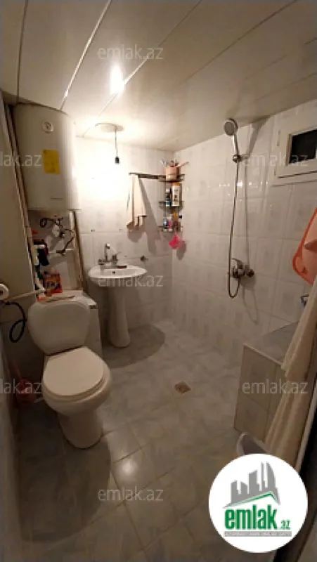 Satılır 1 otaqlı köhnə tikili 37 m²