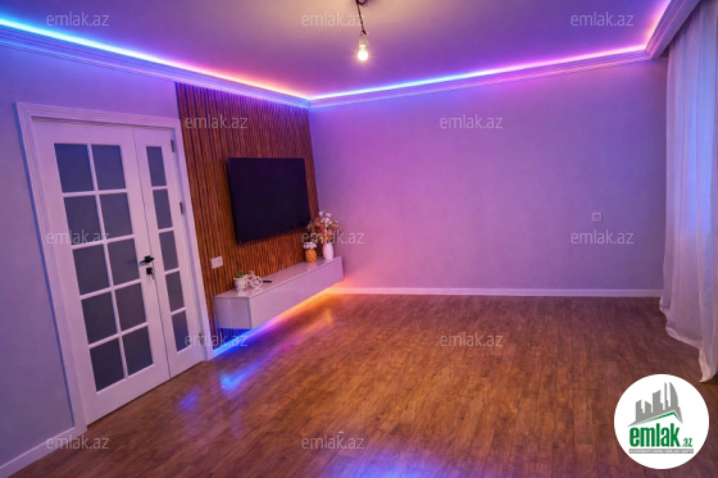 Satılır 5 otaqlı köhnə tikili 127 m²