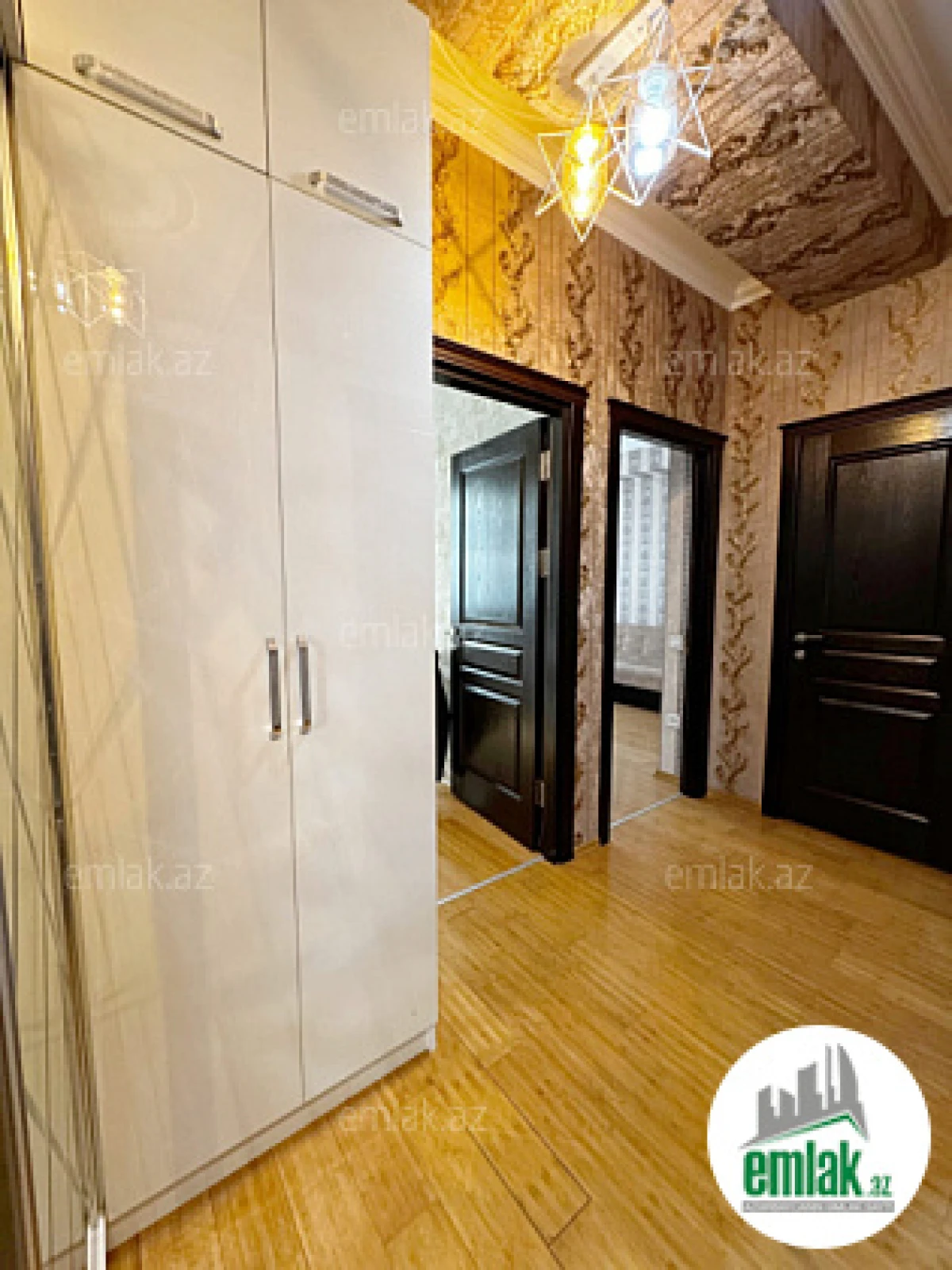 Satılır 2 otaqlı yeni tikili 55 m²