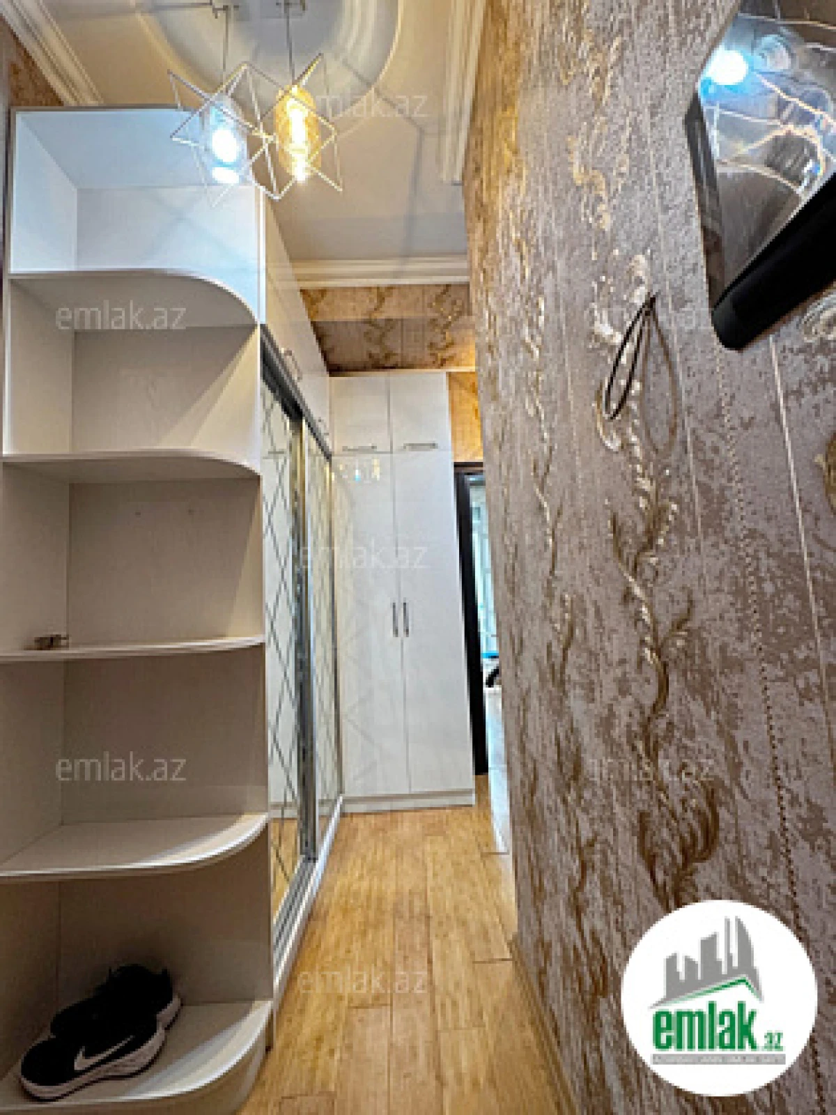 Satılır 2 otaqlı yeni tikili 55 m²