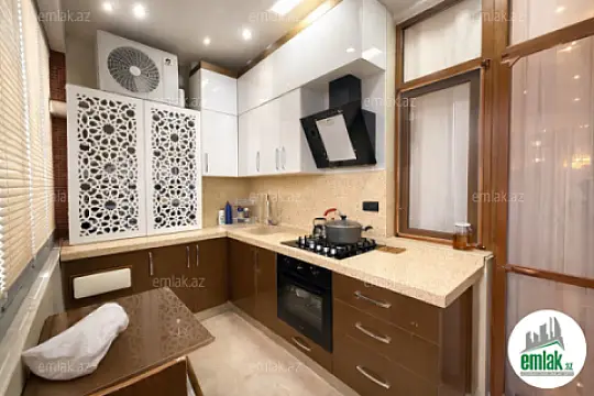 Satılır 3 otaqlı yeni tikili 100 m²