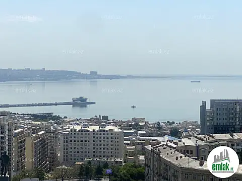 Satılır 4 otaqlı yeni tikili 185 m²