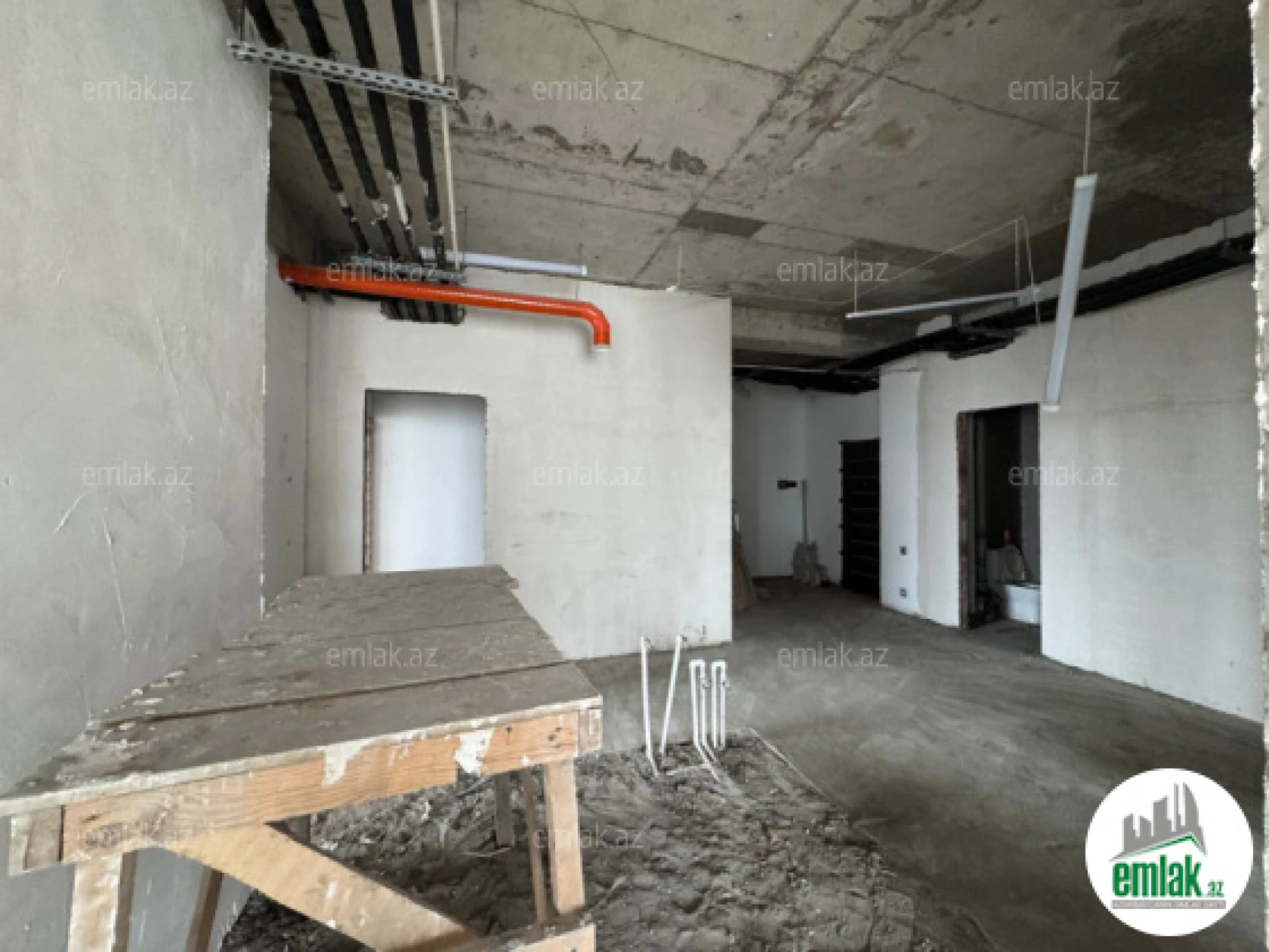 Satılır 4 otaqlı yeni tikili 185 m²