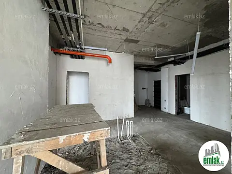 Satılır 4 otaqlı yeni tikili 185 m²
