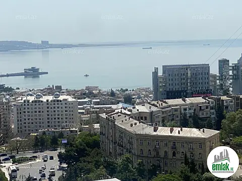 Satılır 4 otaqlı yeni tikili 185 m²