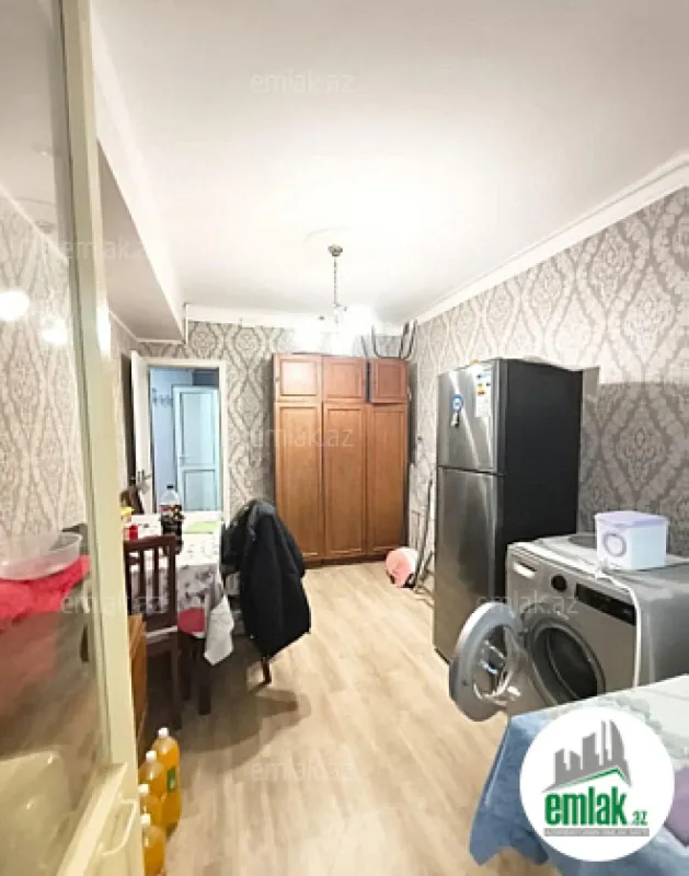 Satılır 2 otaqlı köhnə tikili 47 m²