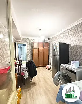 Satılır 2 otaqlı köhnə tikili 47 m²